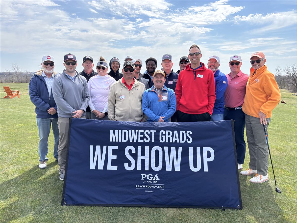 Graduation day golf group
